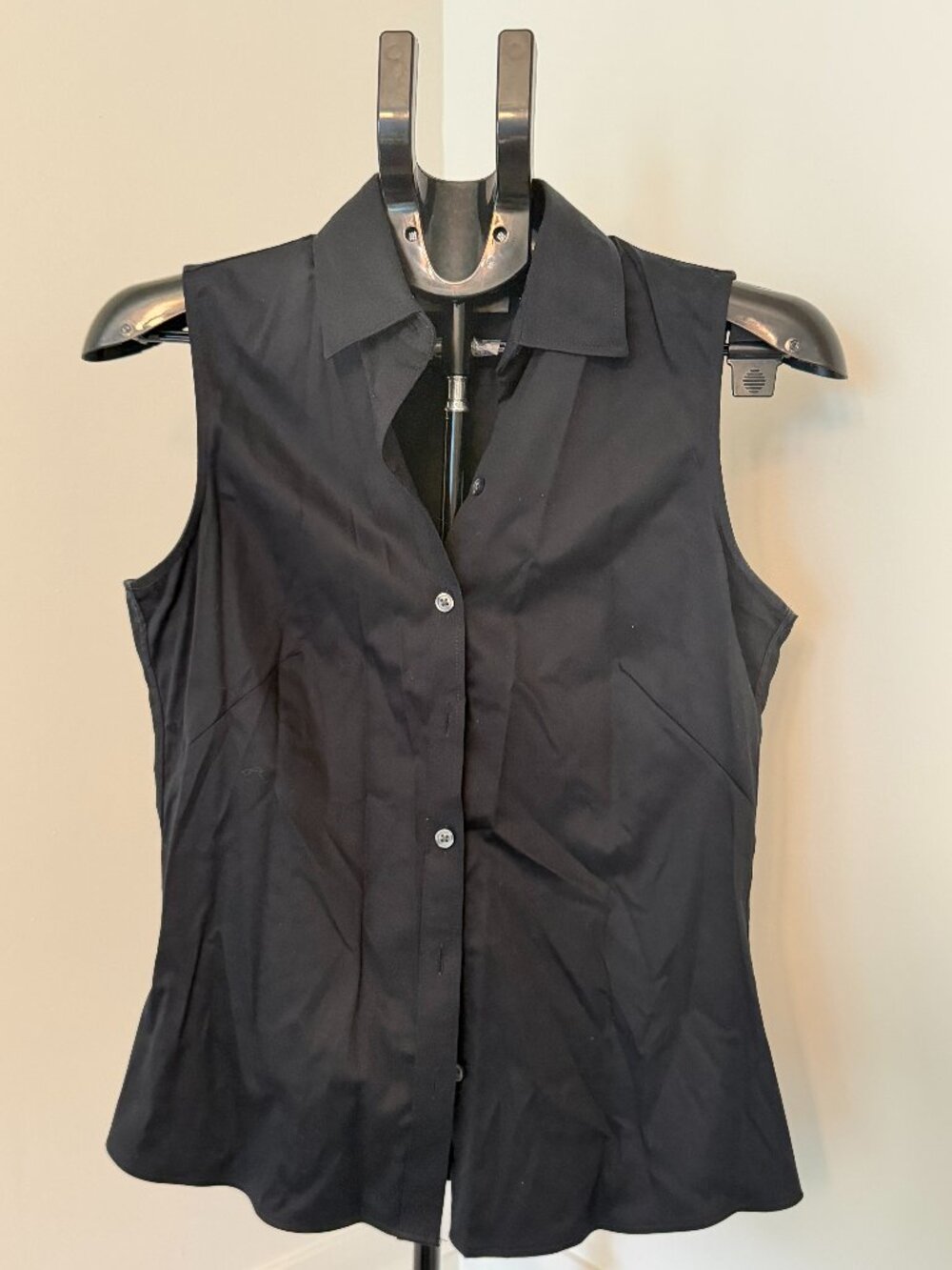 Banana Republic Black Sleeveless Button Down Shirt Size S